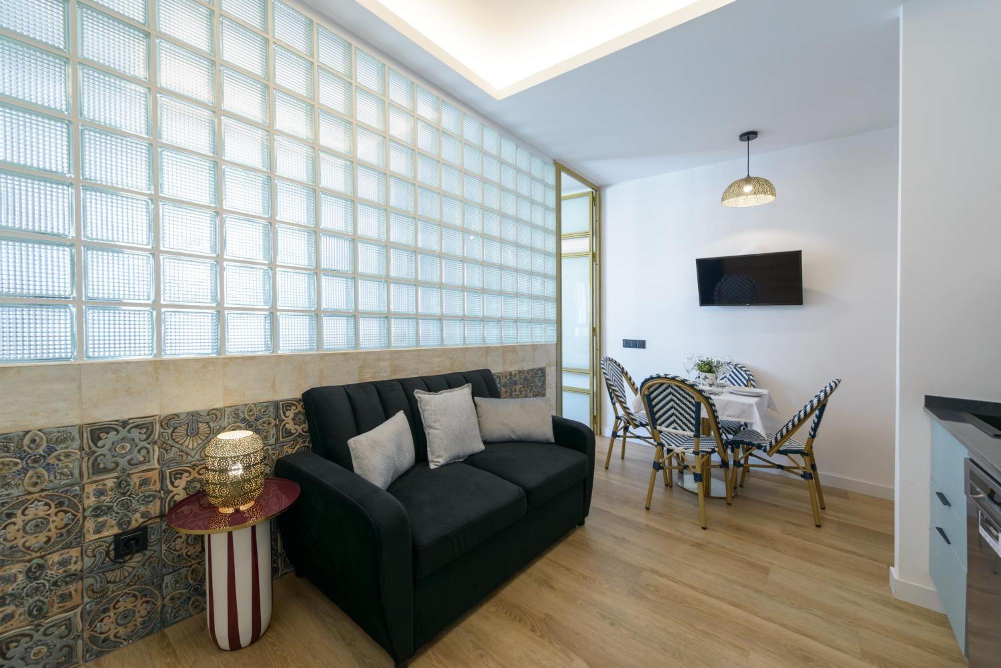 Gran Via Capitals Residences - By Monaro — Photos 1